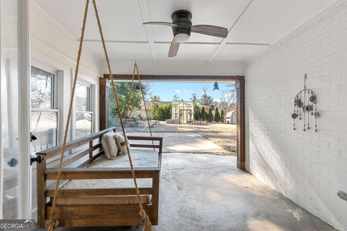 1800 Sandy Plains Road Marietta - Photo 18