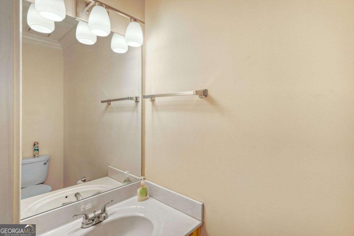 5140 Bridges Drive Alpharetta - Photo 15