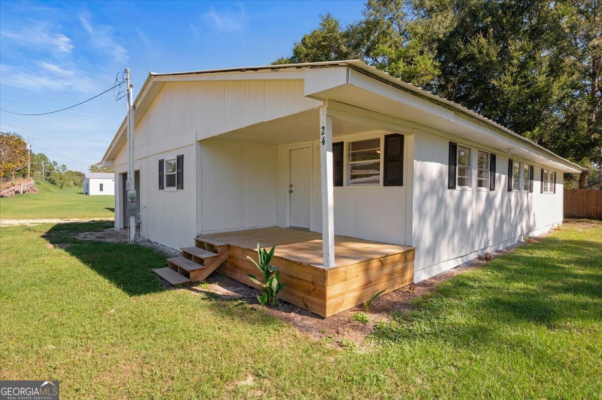 24 Sangster Road Jesup - Photo 1