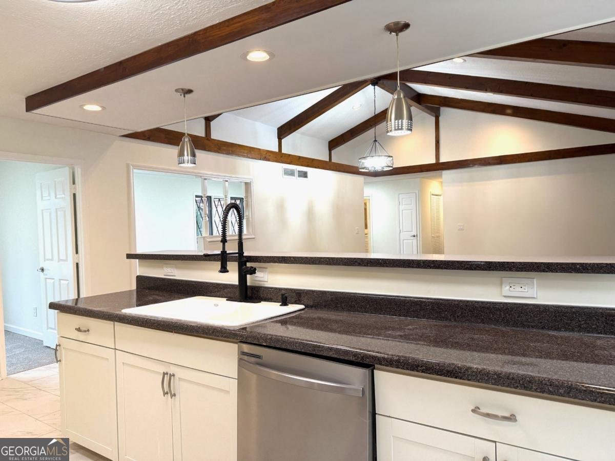 4755 Towanda Circle Atlanta - Photo 13