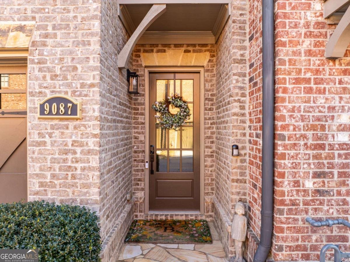 9087 Tuckerbrook Lane Johns Creek - Photo 8