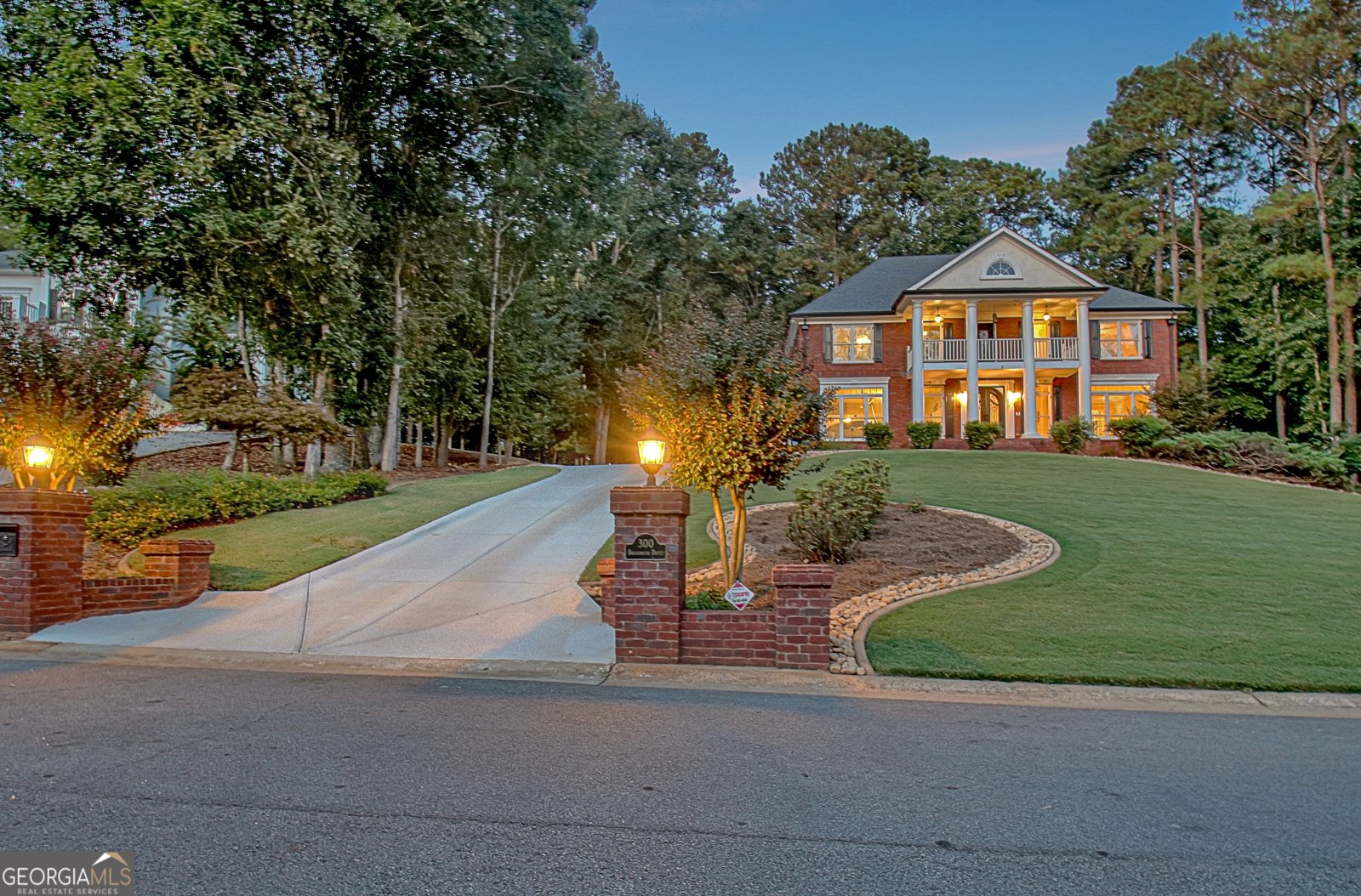300 Broadmoor Drive Fayetteville - Photo 1