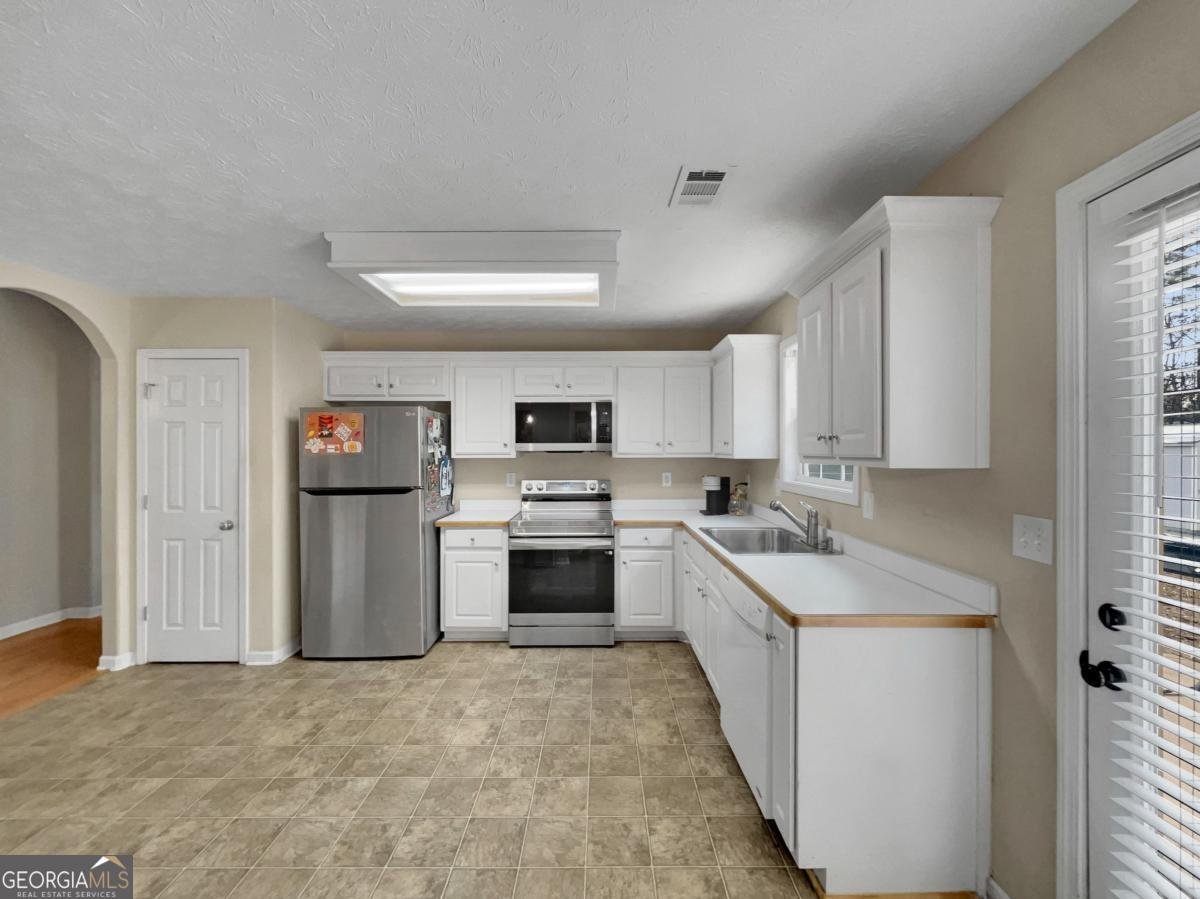 518 Vinemont Way Auburn - Photo 11