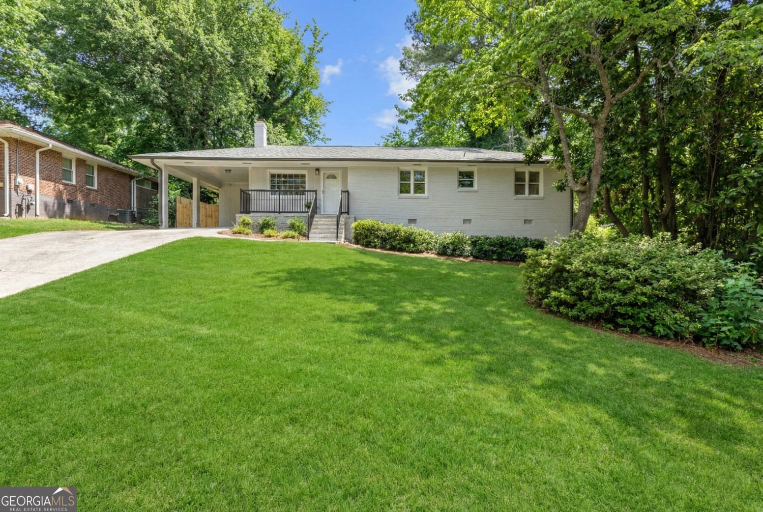 555 Virginia Place Marietta - Photo 1