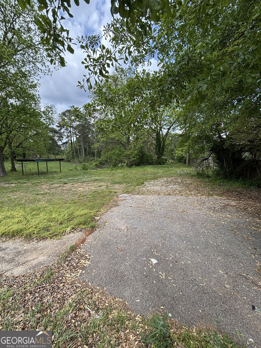 1323 Hairston Road Stone Mountain - Photo 10