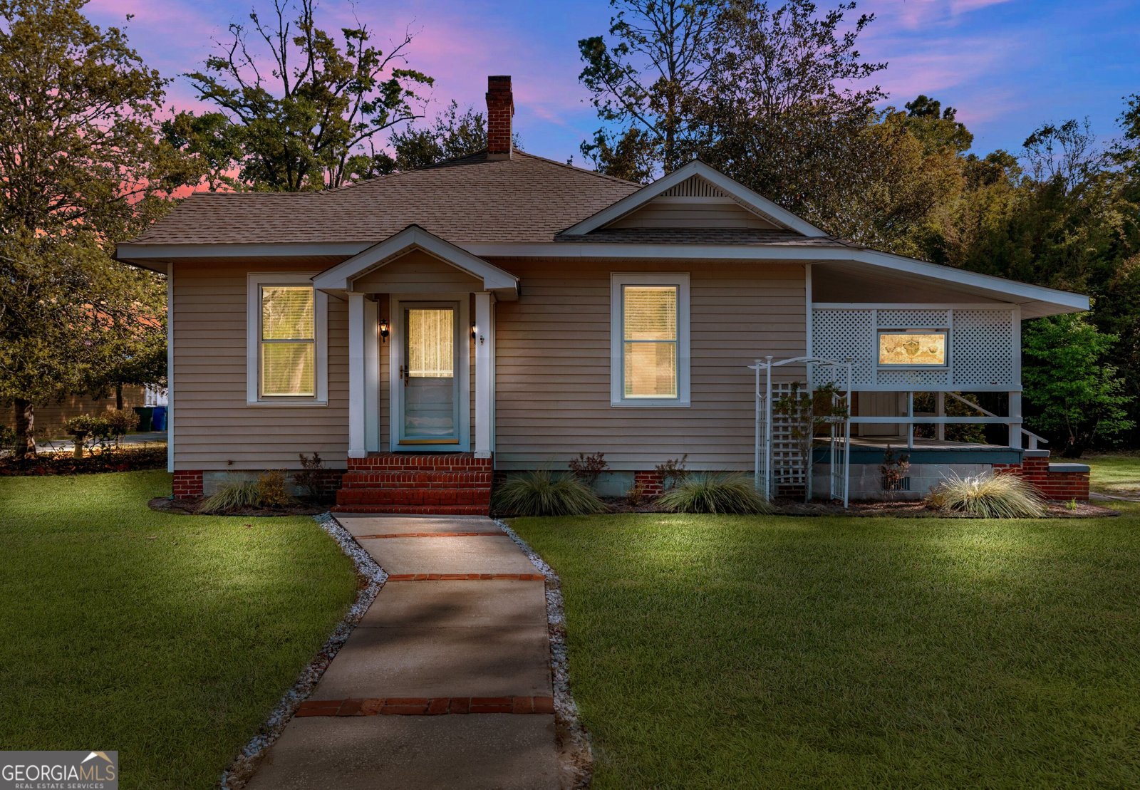 661 Plum Street Jesup - Photo 1