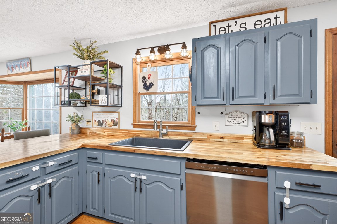 194 Bunny Trail Clarkesville - Photo 16