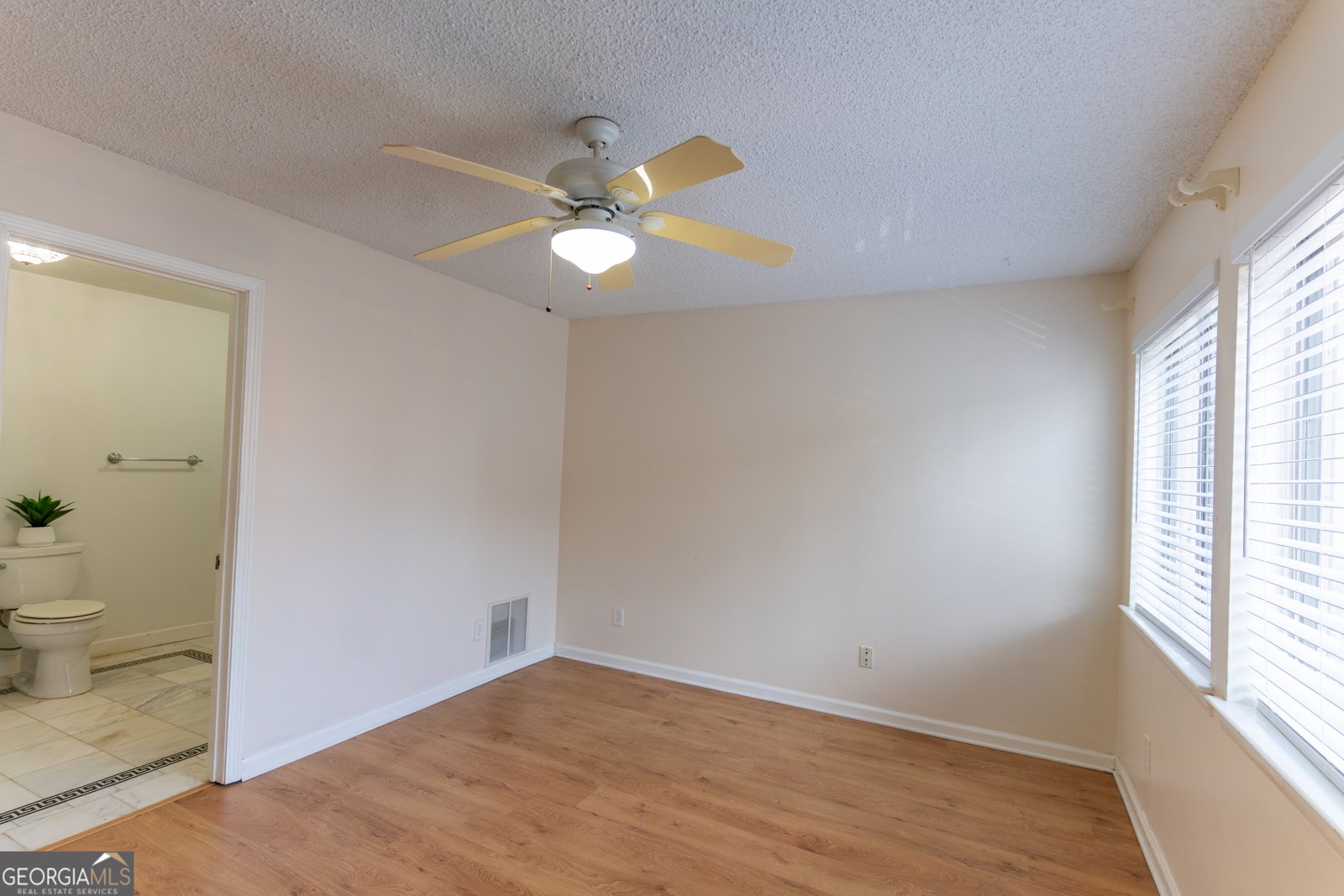 4266 ROSWELL Road Atlanta - Photo 10