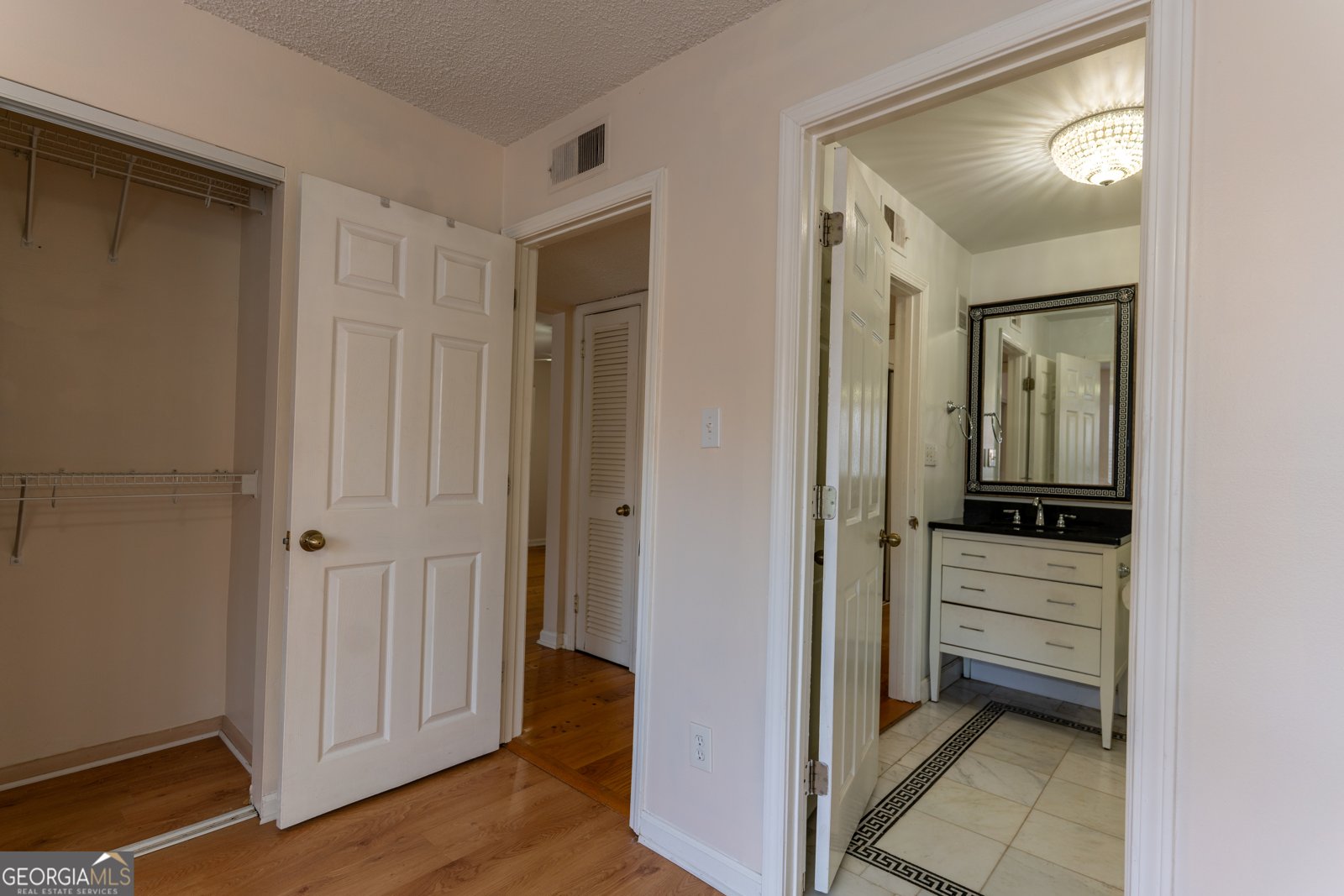 4266 ROSWELL Road Atlanta - Photo 11