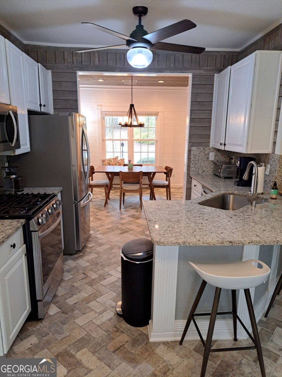 366 Silverthorn Drive Marietta - Photo 16