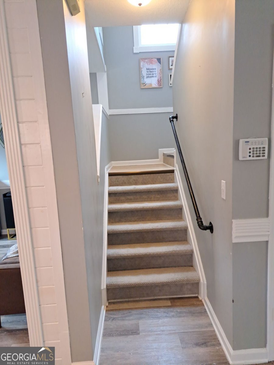 366 Silverthorn Drive Marietta - Photo 7