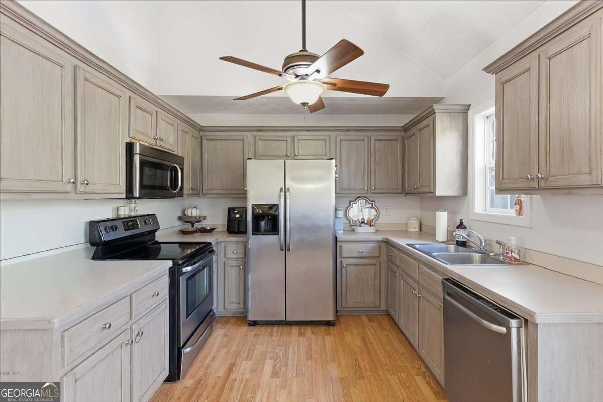 941 Grassdale Road Cartersville - Photo 12