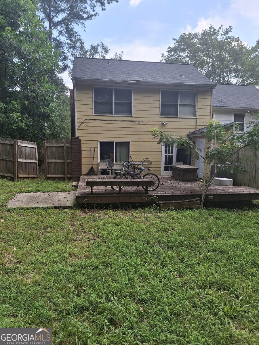 173 Willow Stream Court Roswell - Photo 1