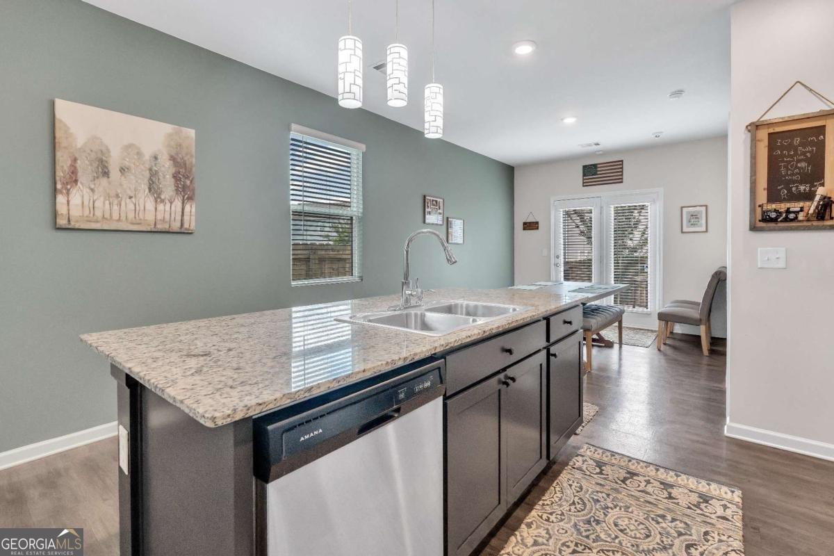 5568 Foxglove Way Oakwood - Photo 11