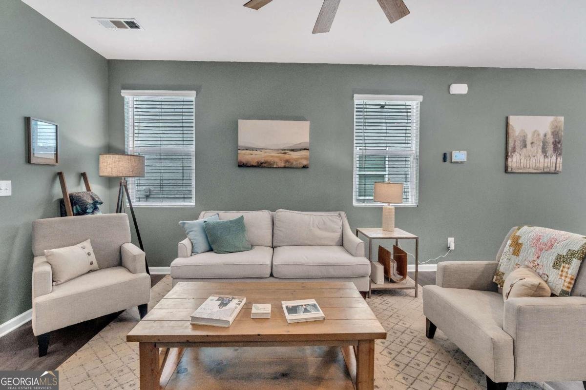 5568 Foxglove Way Oakwood - Photo 7