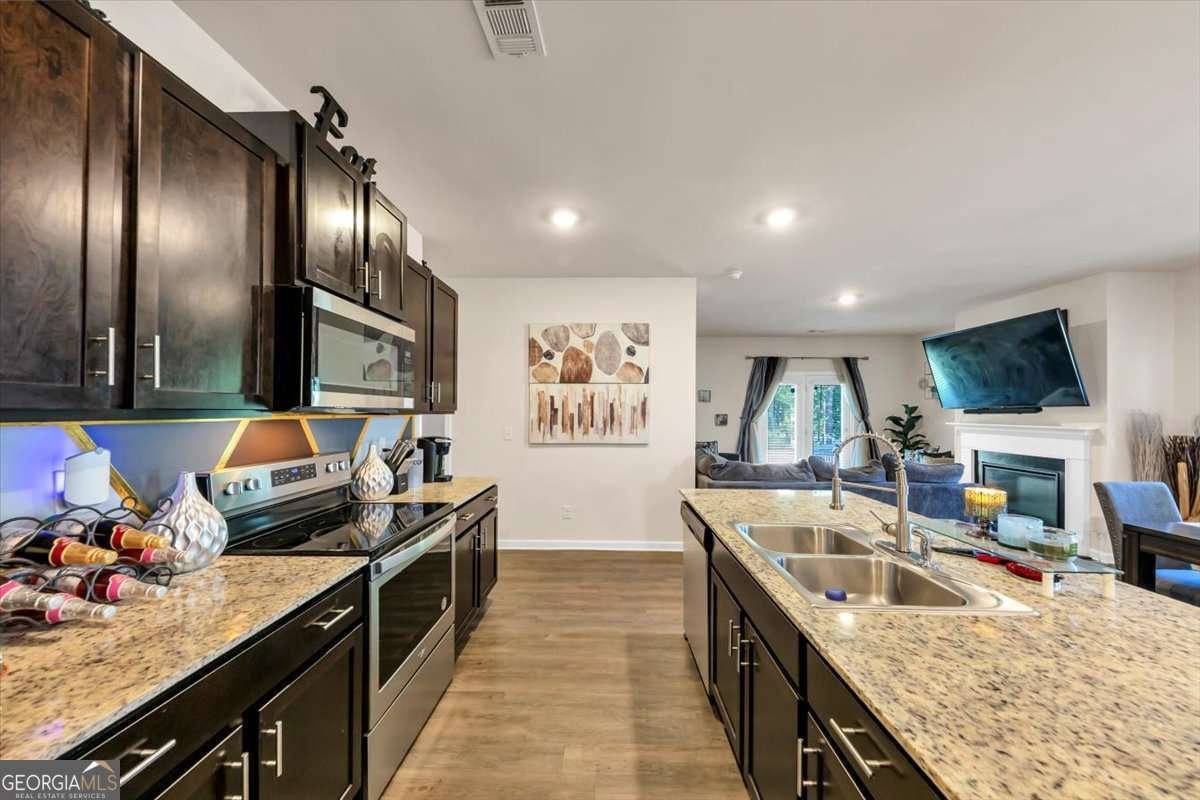 3737 MAKEOVER Court Atlanta - Photo 10