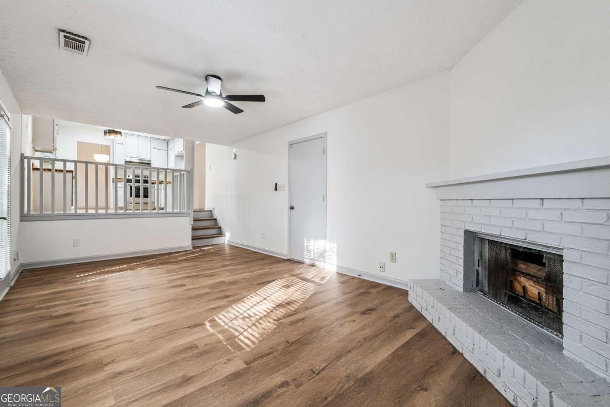 728 Stonebridge Crescent Lithonia - Photo 10