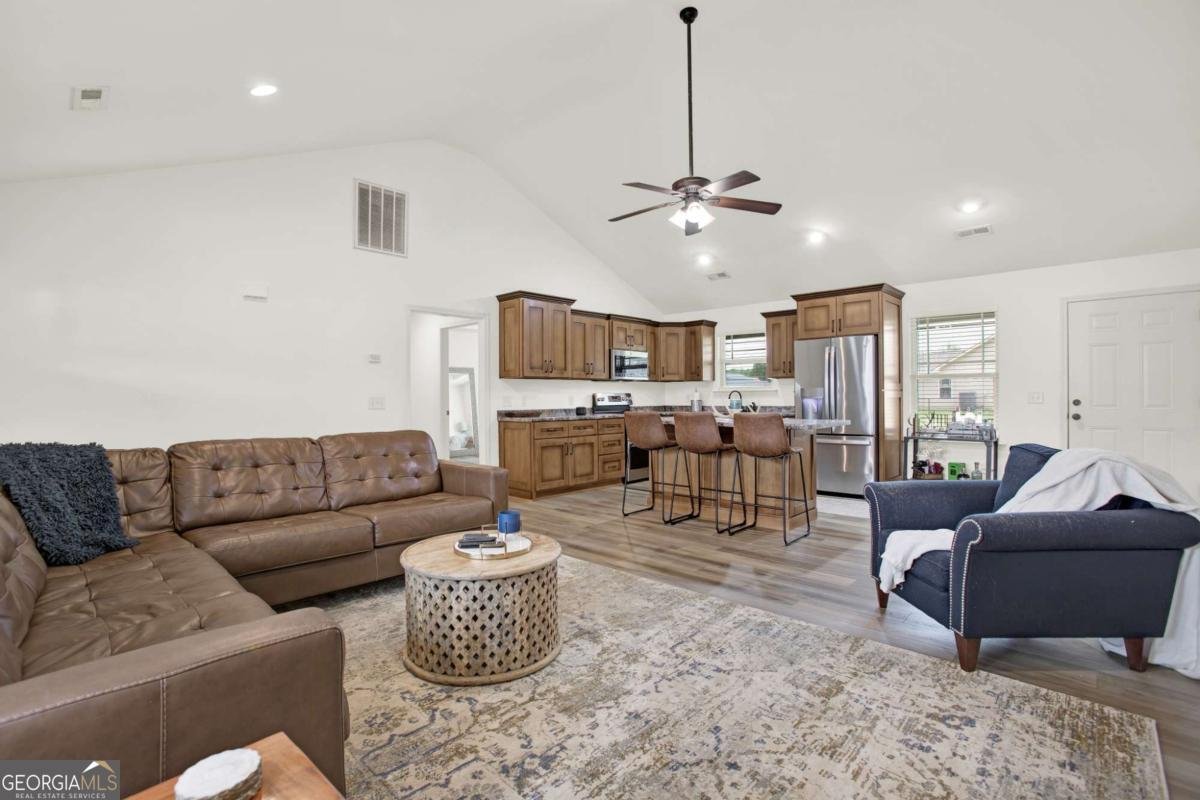 210 Madison Drive Calhoun - Photo 8