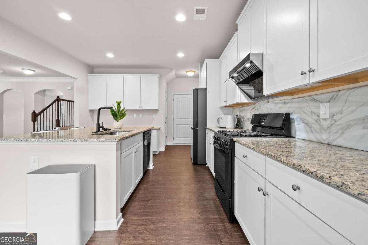 1876 HANOVER WEST Drive Lawrenceville - Photo 12