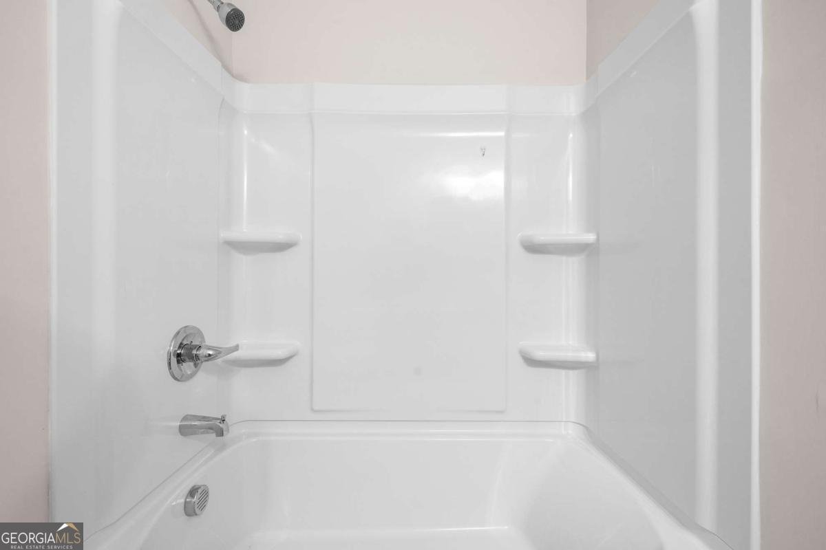 1876 HANOVER WEST Drive Lawrenceville - Photo 7