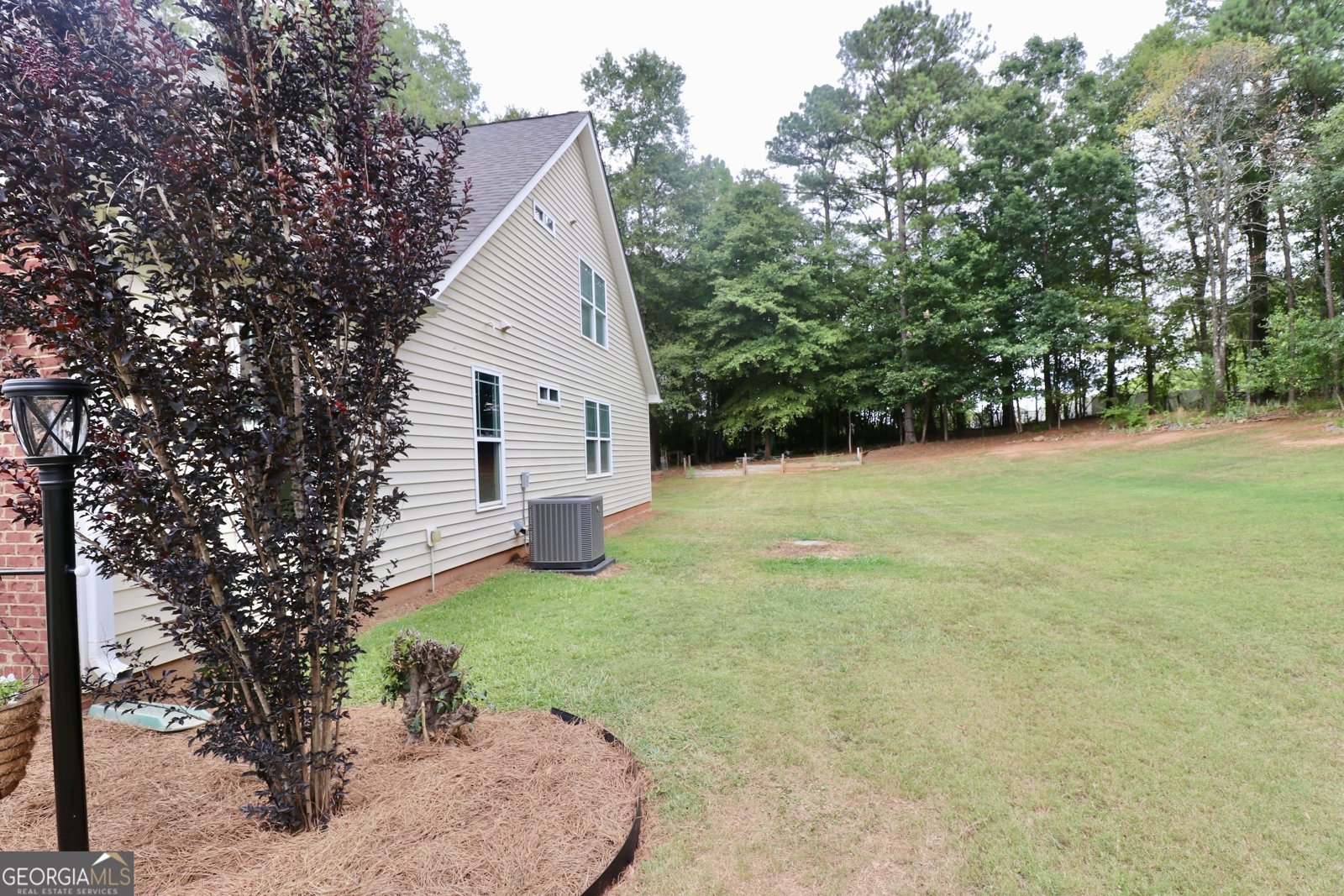 190 Roundtree Way Williamson - Photo 10