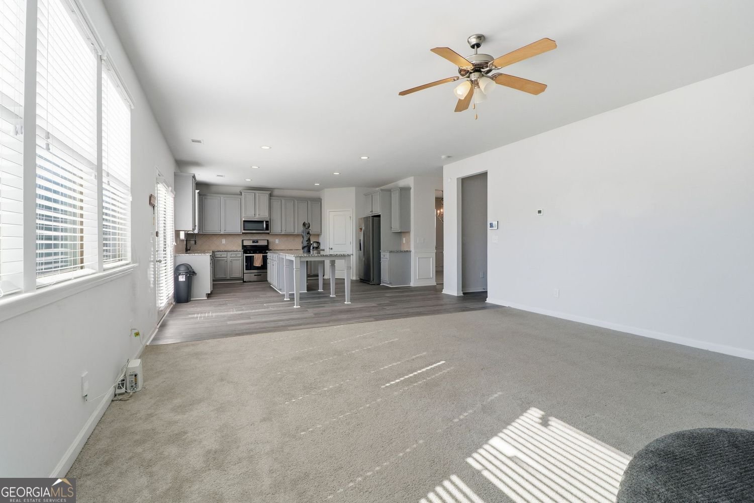 210 Palm Springs Circle Fairburn - Photo 11