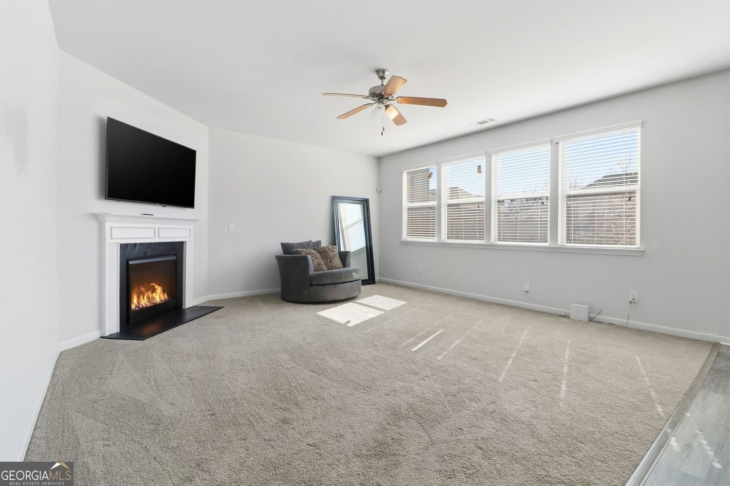 210 Palm Springs Circle Fairburn - Photo 13