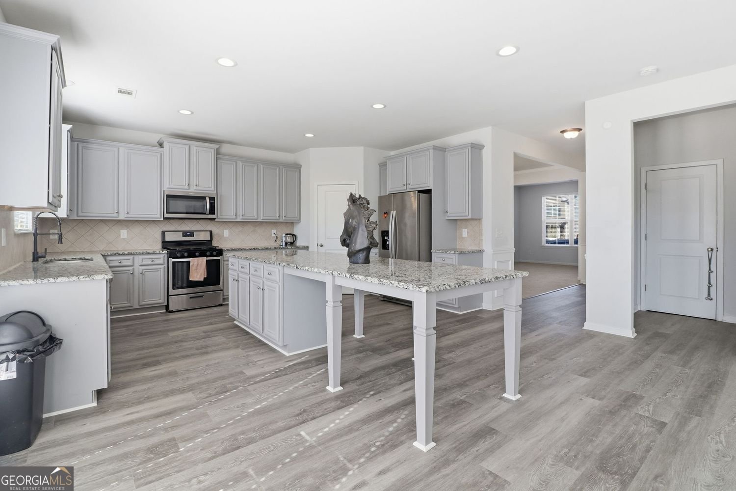 210 Palm Springs Circle Fairburn - Photo 14