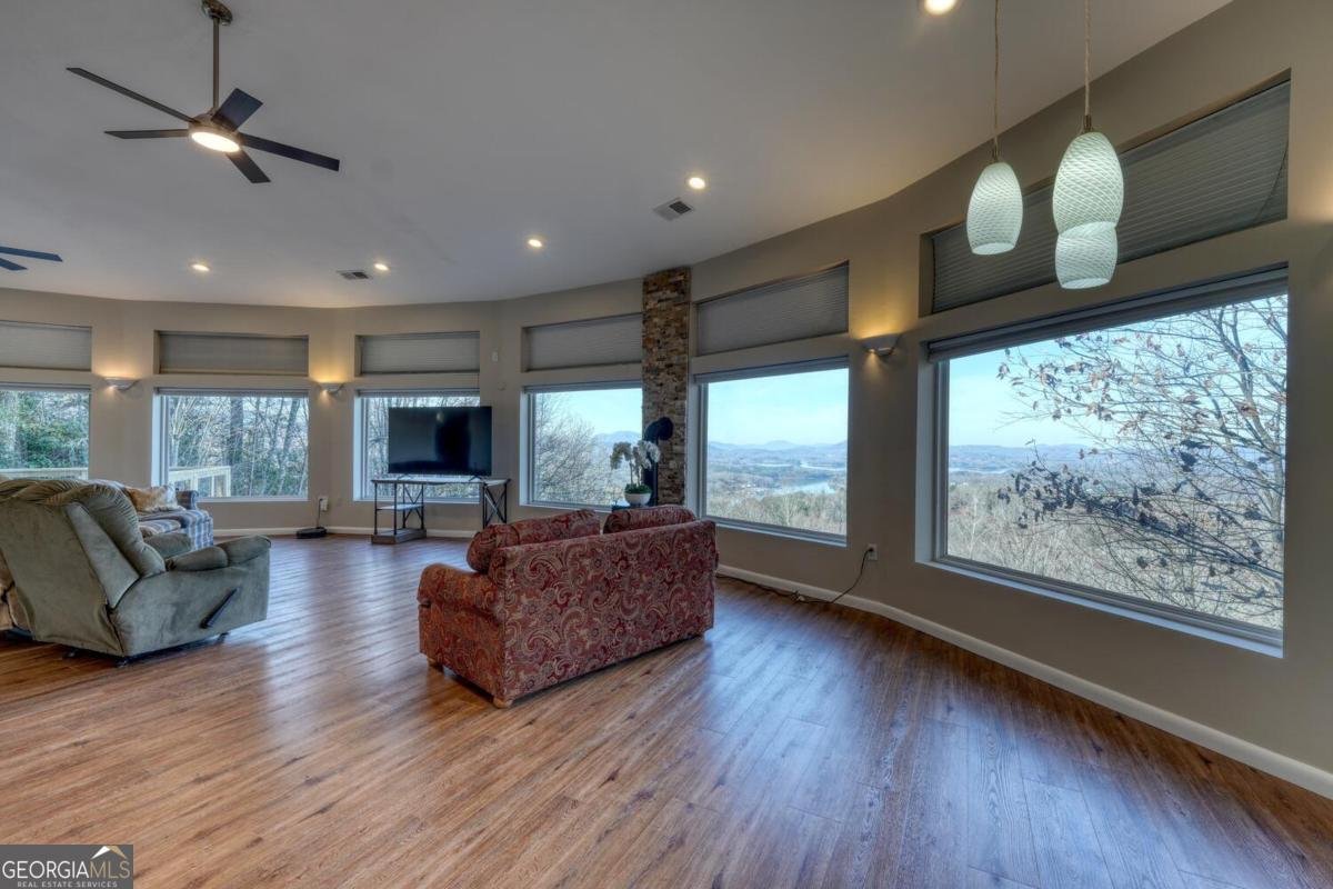 376 Broken Arrow Trail Hayesville - Photo 13