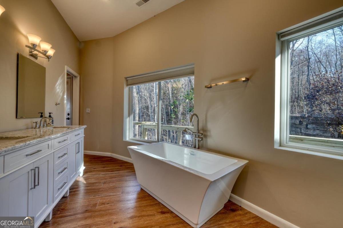 376 Broken Arrow Trail Hayesville - Photo 17