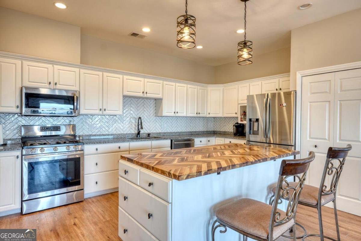 376 Broken Arrow Trail Hayesville - Photo 8