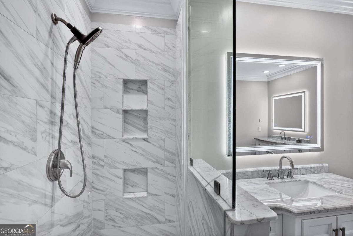 42 Chaucer Street Savannah - Photo 30