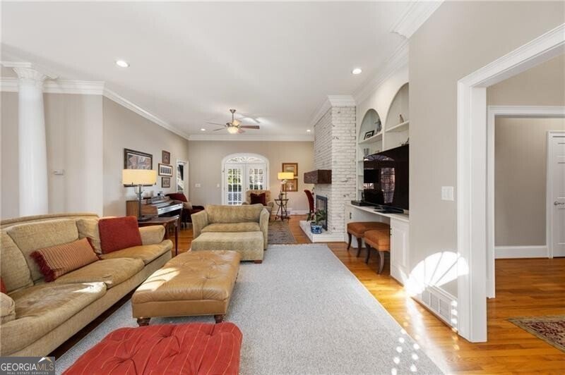 250 Parian Run Johns Creek - Photo 8