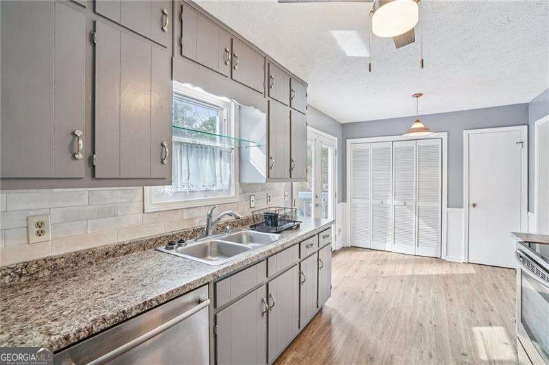 5167 Dekalb Way Snellville - Photo 16