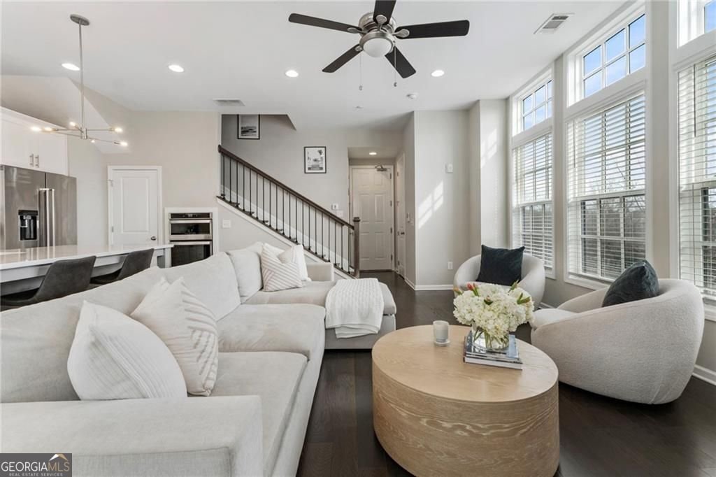 221 Britten Pass Alpharetta - Photo 7