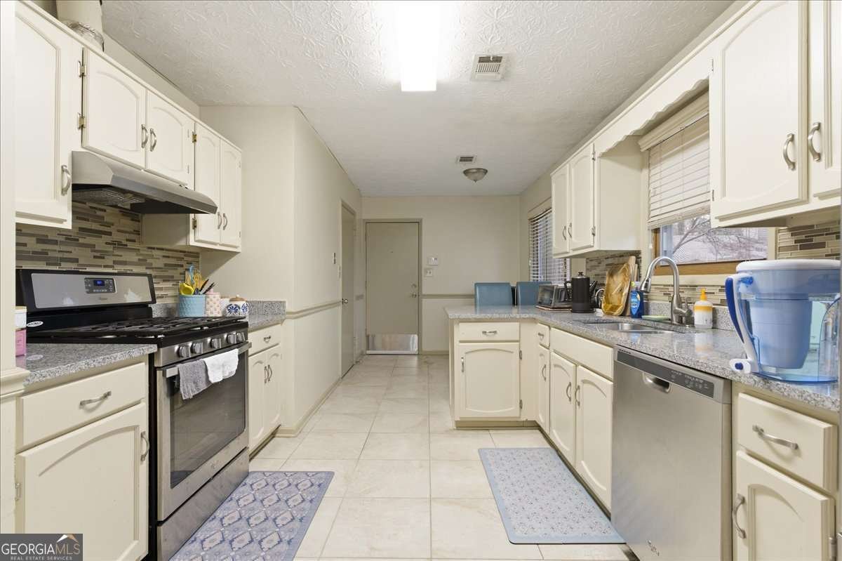 2025 Kristian Way Roswell - Photo 12