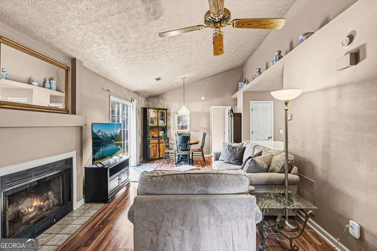 2636 Saint Charles Lane Kennesaw - Photo 7