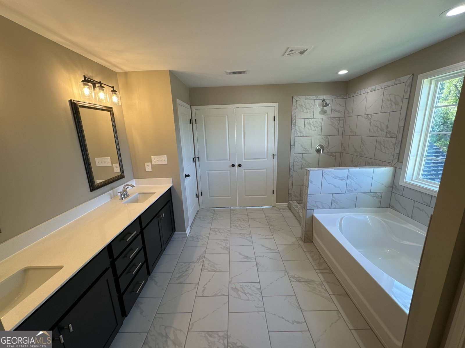 4355 Cornwall Drive Forsyth - Photo 14