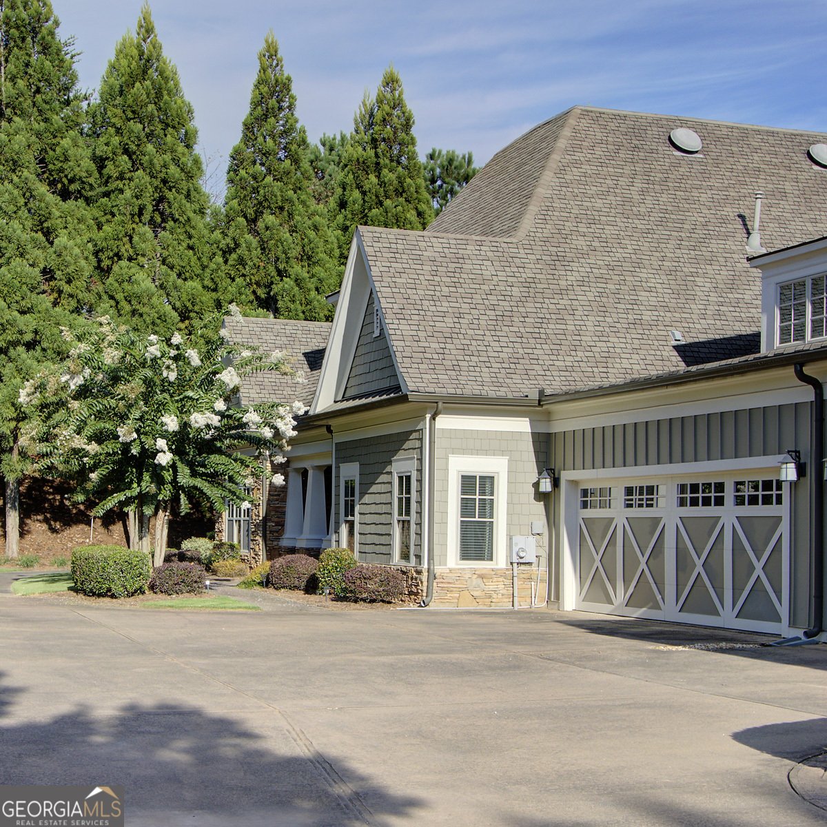 2689 Middlecreek Way Cumming - Photo 1