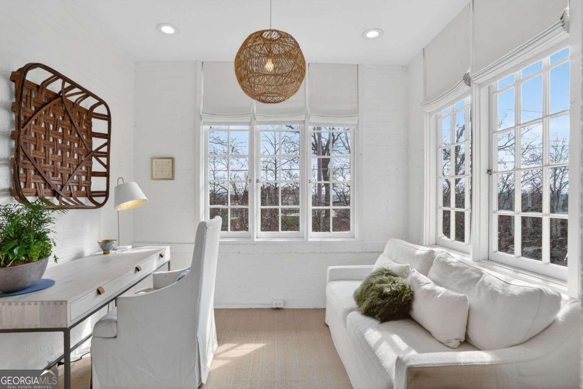 1 Prado Atlanta - Photo 11