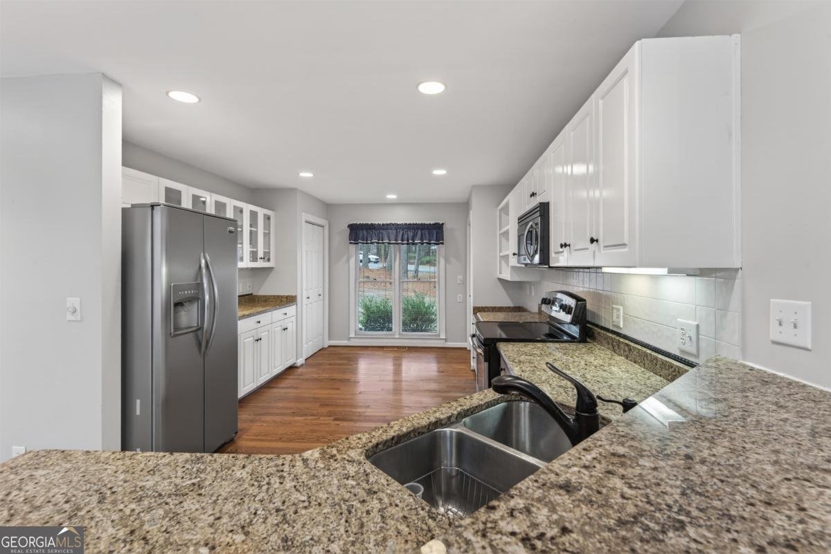 1021 Yazoo Fishery Greensboro - Photo 13