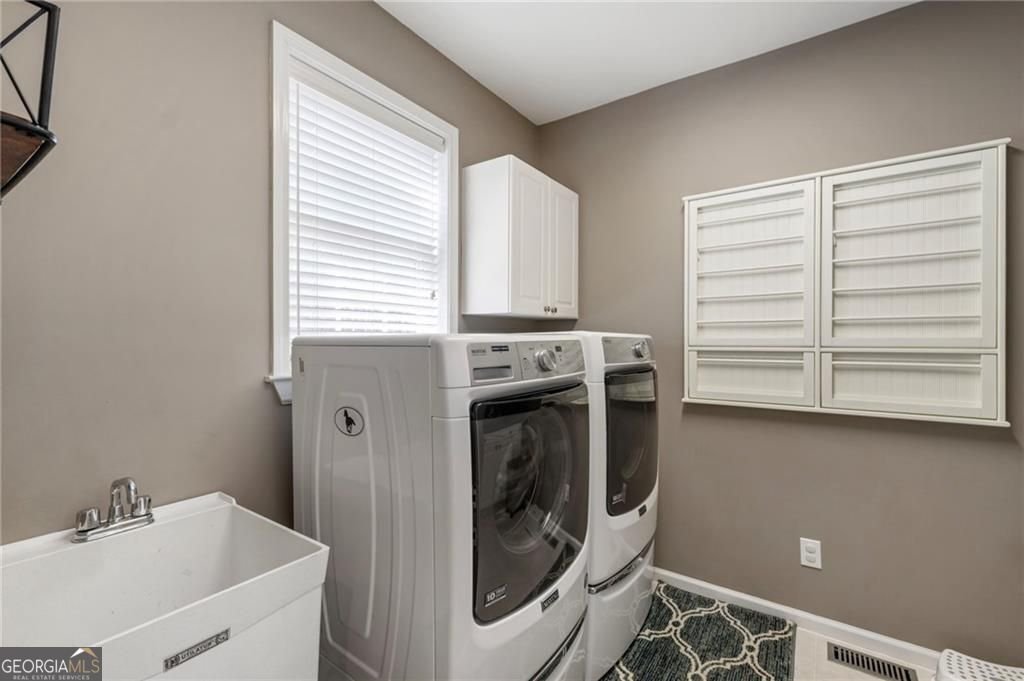 950 Post Oak Close Milton - Photo 31