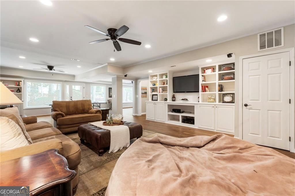 950 Post Oak Close Milton - Photo 59