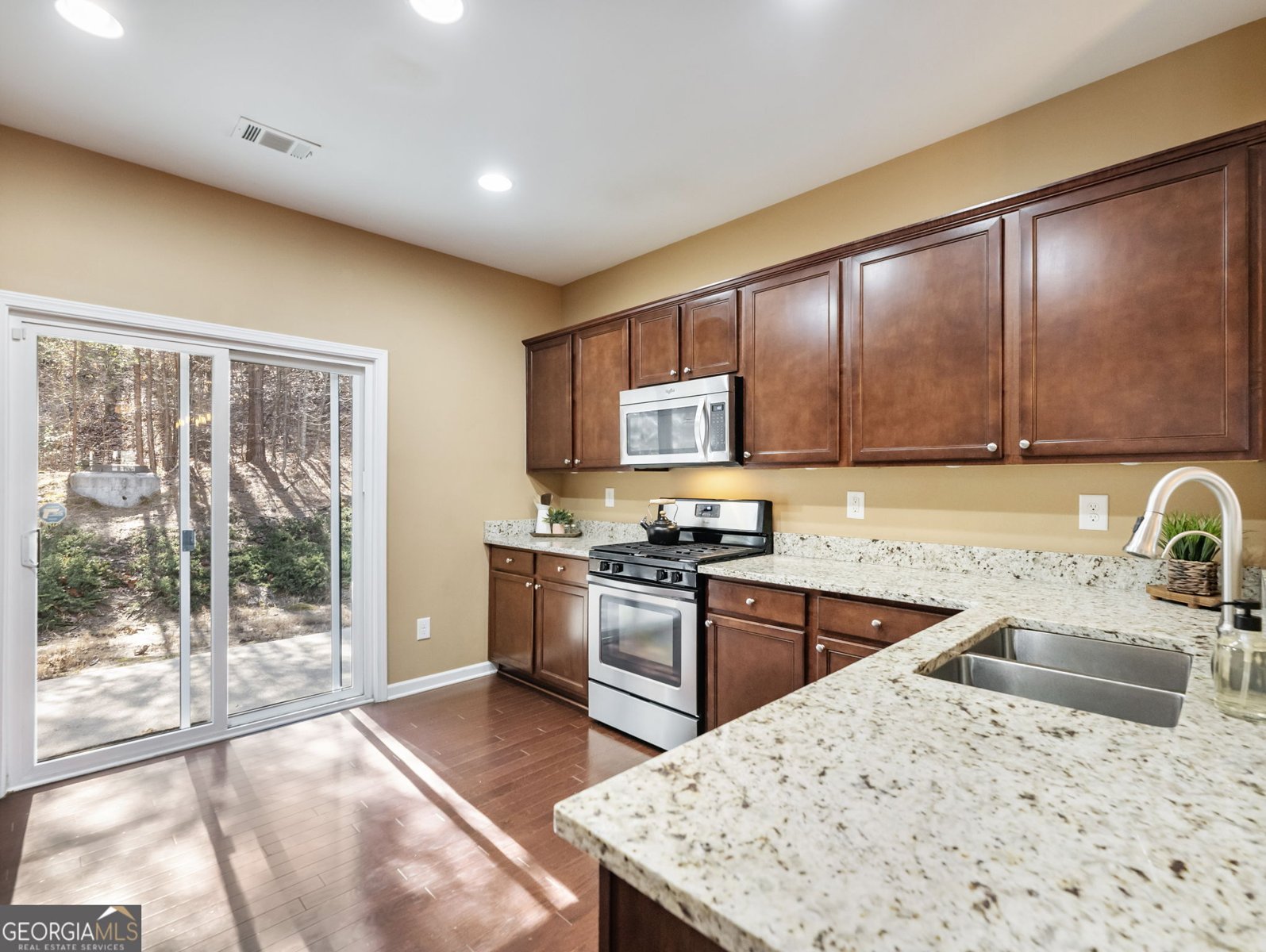 6377 Barker Station Walk Sugar Hill - Photo 10