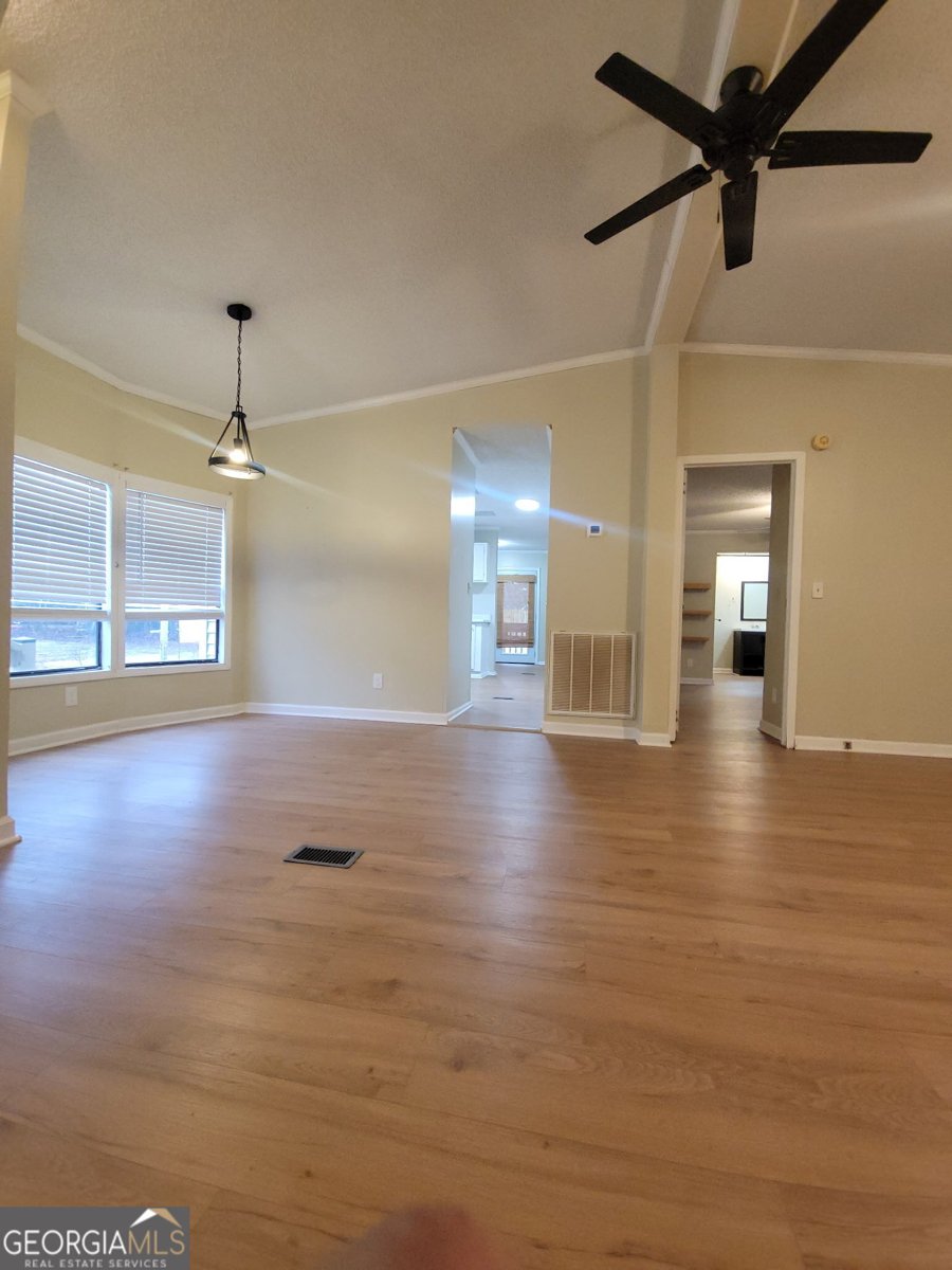 3241 Crest Highway Thomaston - Photo 9