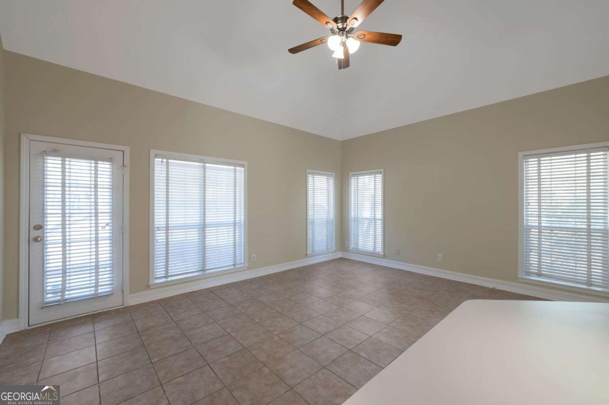 509 Fielding Court Fayetteville - Photo 12