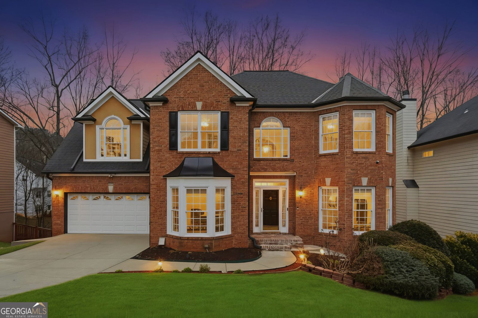 220 Ridge Bluff Lane Suwanee - Photo 1