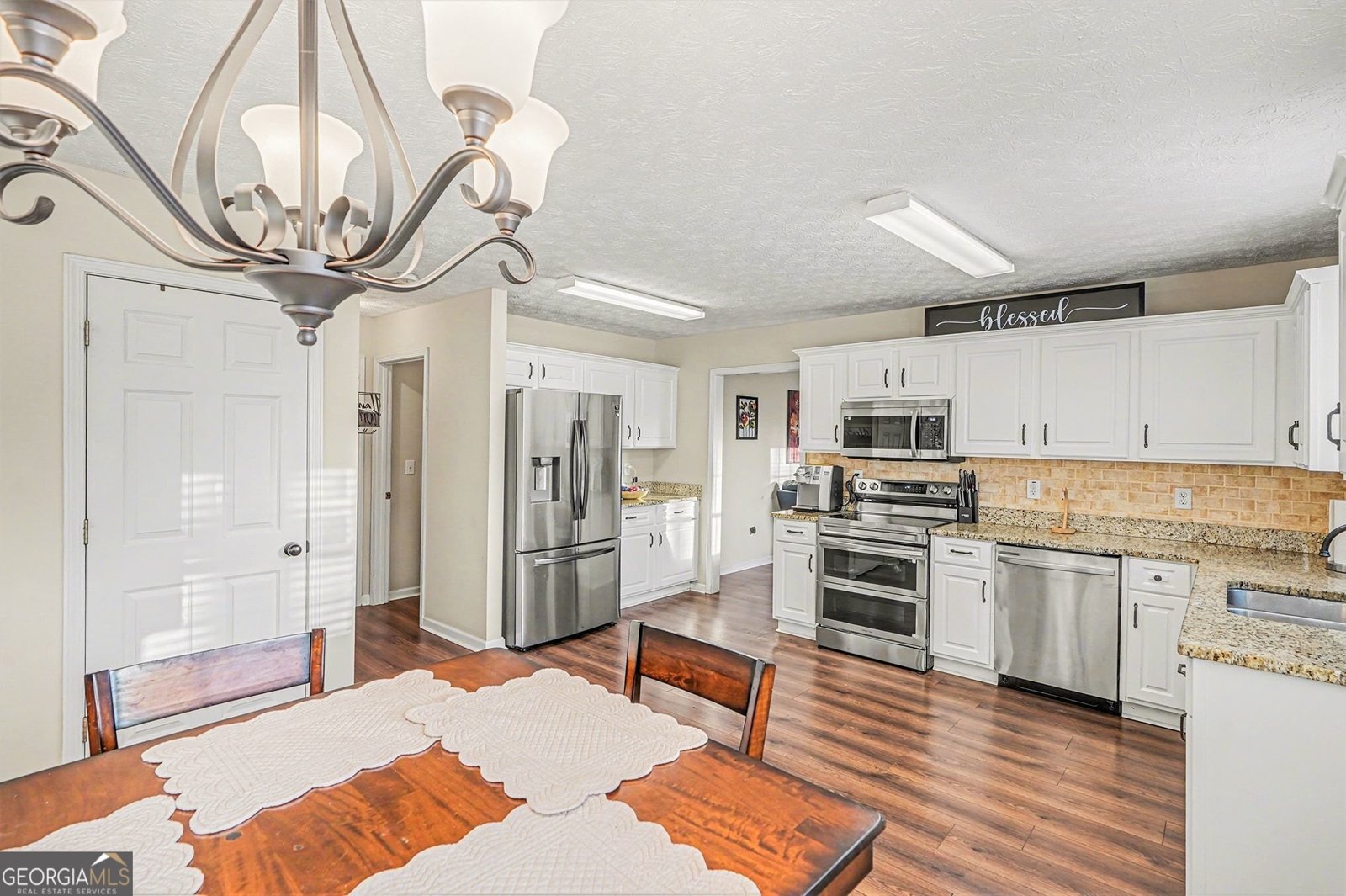 12203 Crestwood Court Fayetteville - Photo 7