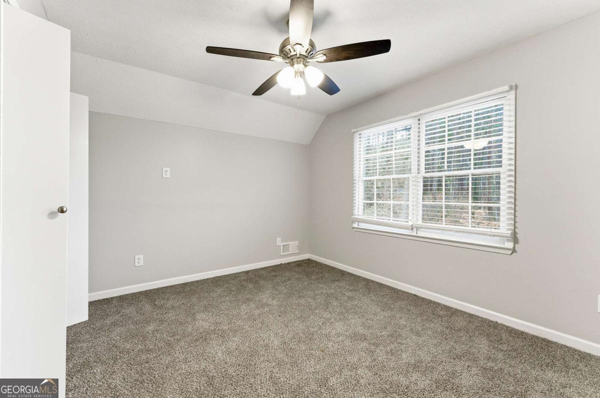 790 Pine Ridge Drive Stone Mountain - Photo 14