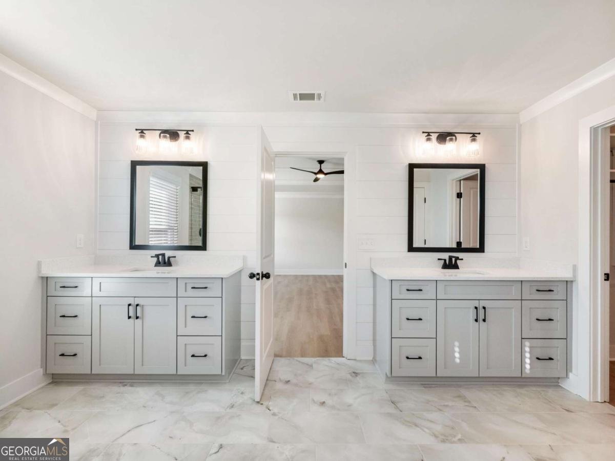 4447 Hosch Reserve Court Buford - Photo 33